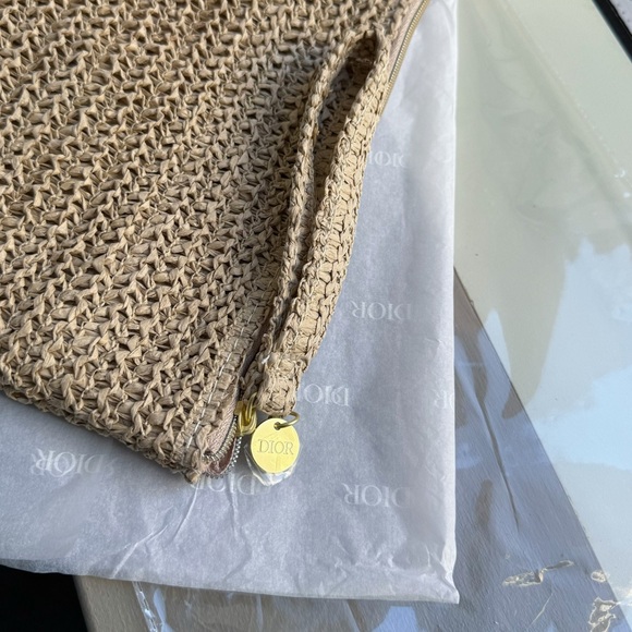 Dior Beauty Raffia Tan Woven Clutch Embroidered Logo Bag With Box - Picture 3 of 5